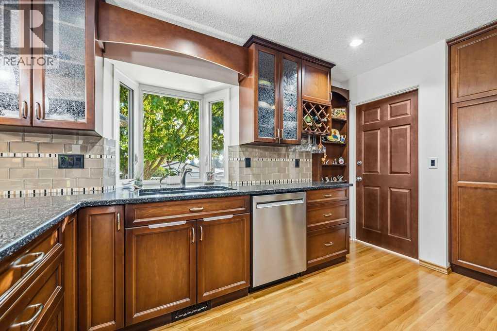 7804 7 Street SW - photo 20