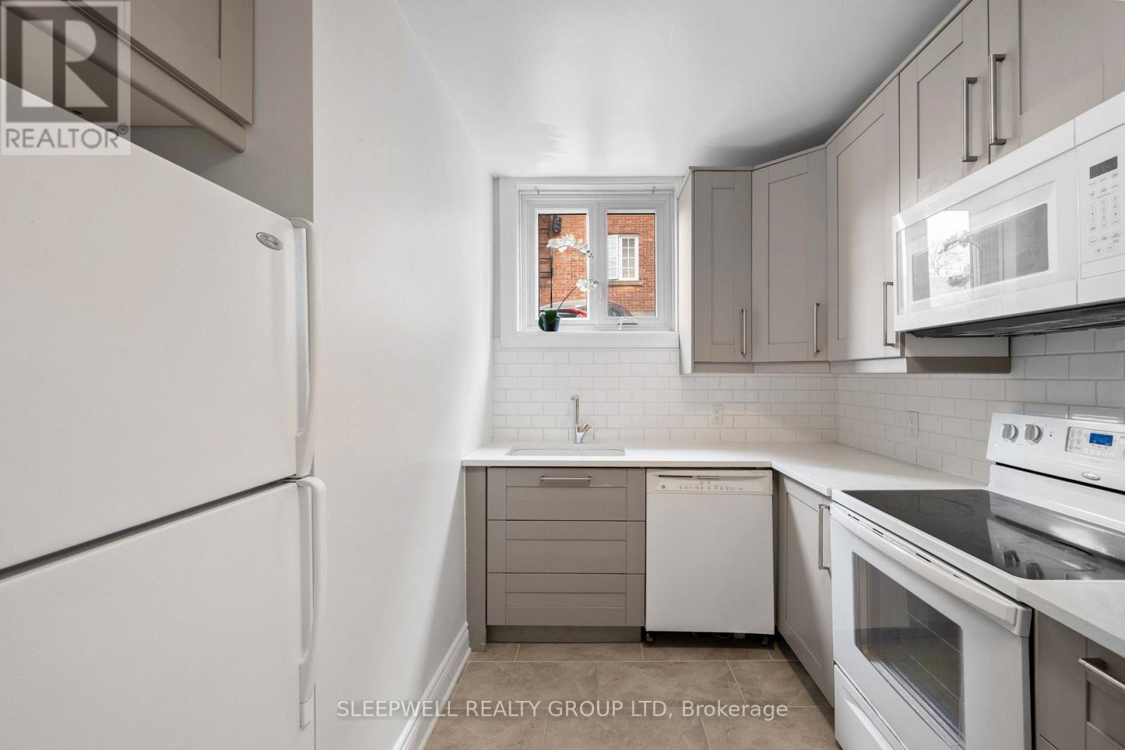 2 Bed, 1 Bath House for Sale in Ottawa – 1A – 180 AUGUSTA STREET, Ottawa – MLS# X13818818 - Image 16