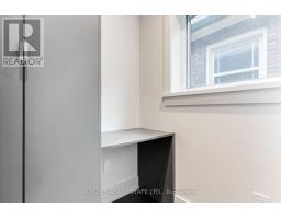 Upper - 325 Brunswick Avenue, Toronto, ON M5R2Z1 Photo 16