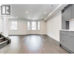 Primary Bedroom - Upper - 325 Brunswick Avenue, Toronto, ON M5R2Z1 Photo 7