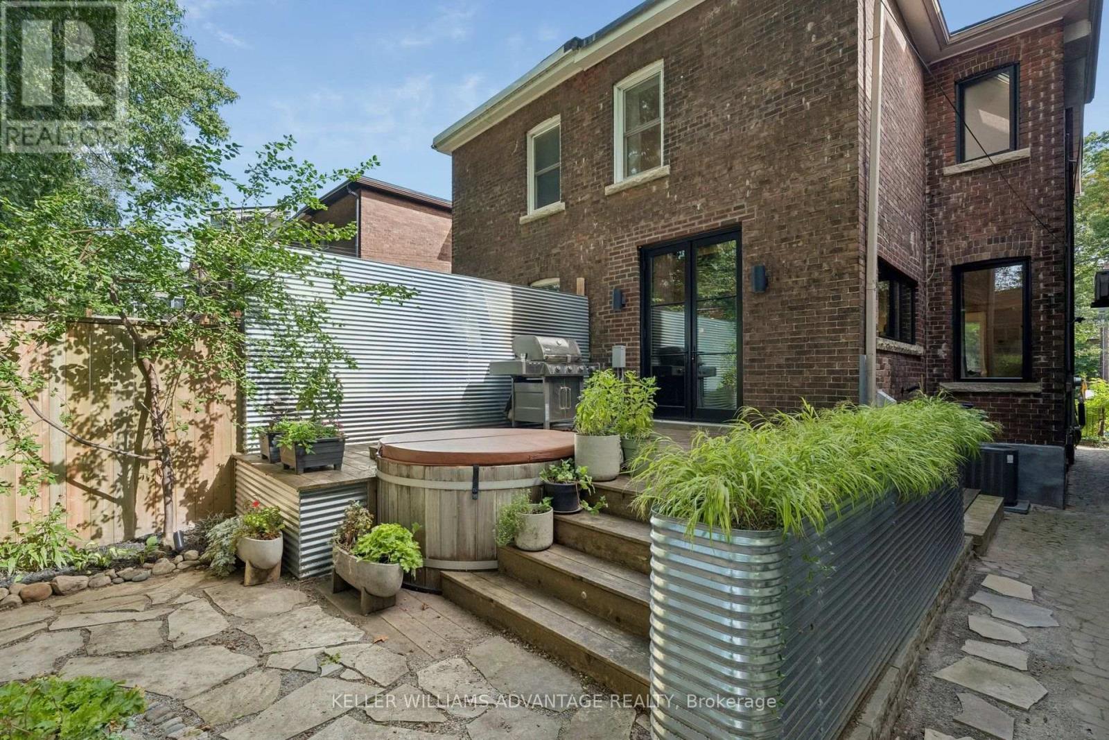 84 KINGSMOUNT PARK ROAD - 43