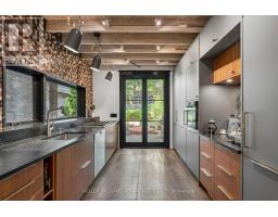 84 Kingsmount Park Road, Toronto, ON M4L3L4 Photo 16