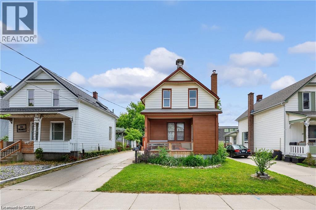 43 HENRY Street — photo 3