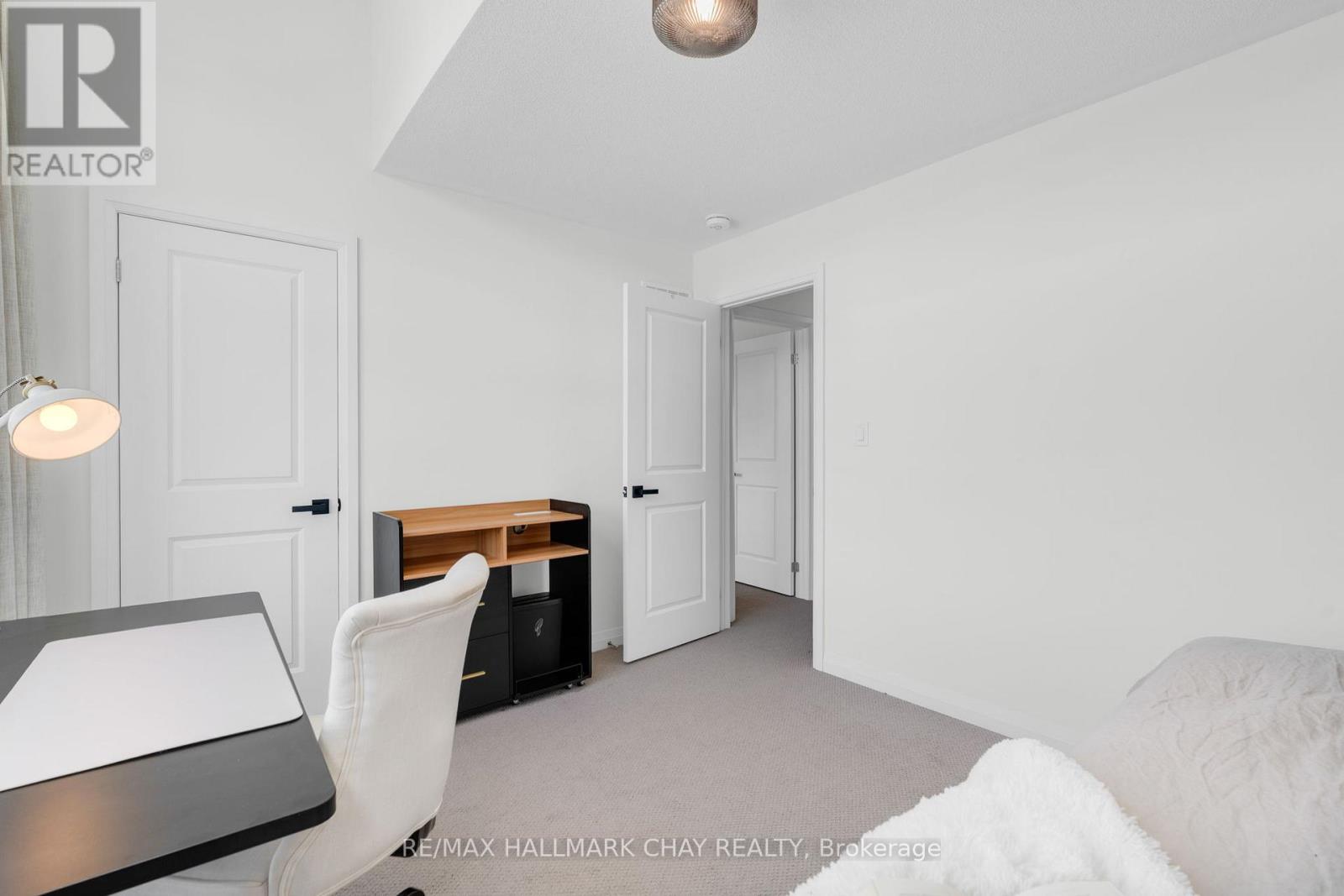 204 ROSANNE CIRCLE - Image 27