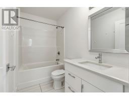251 Transom Drive, Fairmount, NS B3M0L7 Photo 32