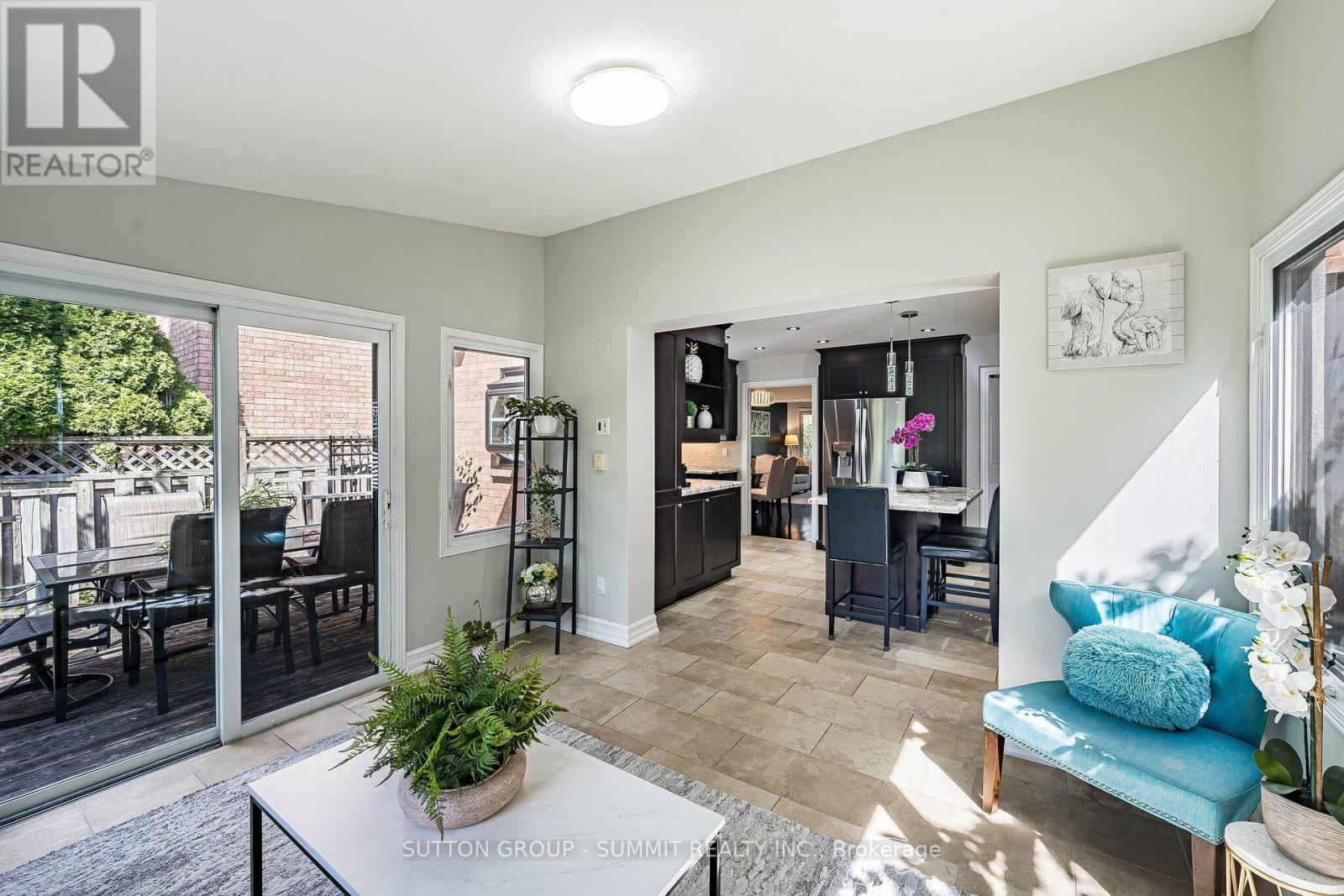 4594 GATINEAU AVENUE - 20
