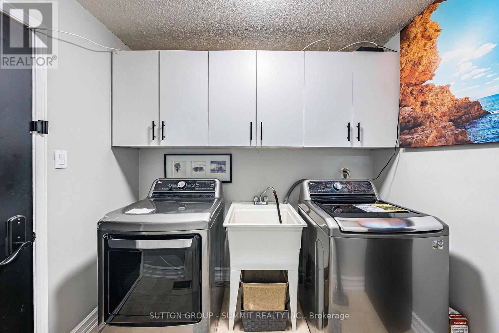 4594 GATINEAU AVENUE - Image 40