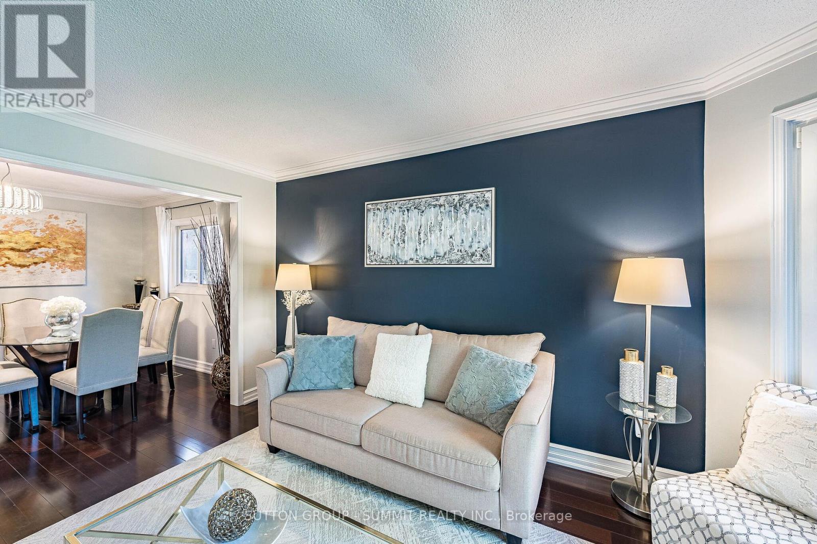 4594 GATINEAU AVENUE - 8
