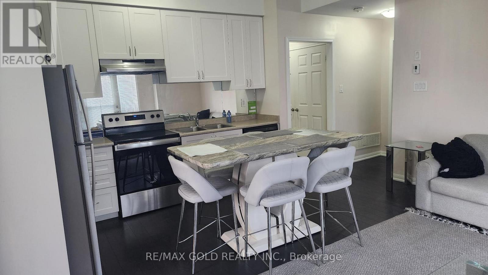 #53 250 SUNNY MEADOW BOULEVARD - 3