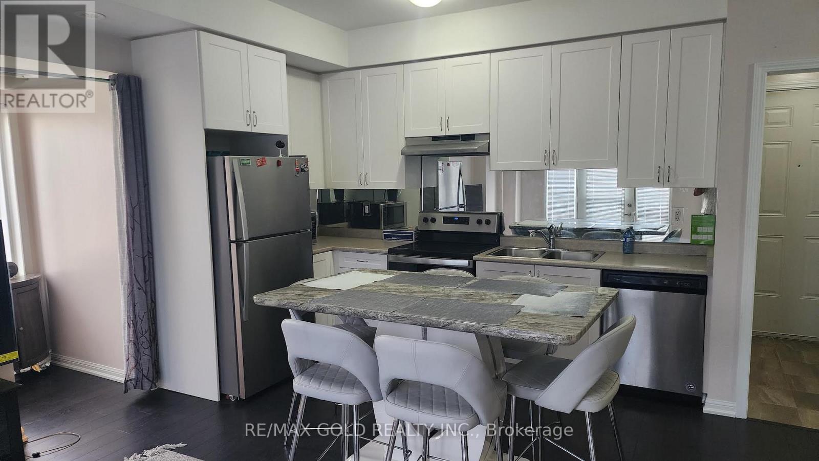 #53 250 SUNNY MEADOW BOULEVARD - 5