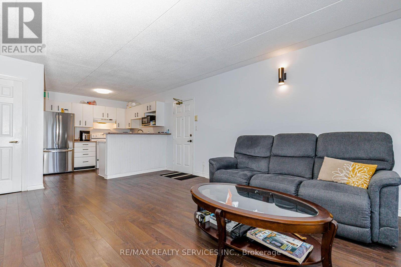 #310 4005 KILMER DRIVE - 13