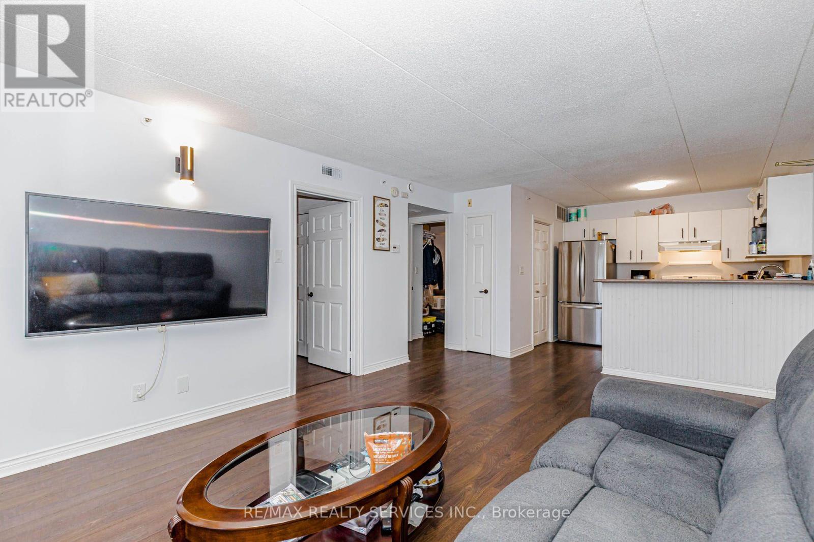 #310 4005 KILMER DRIVE - 14
