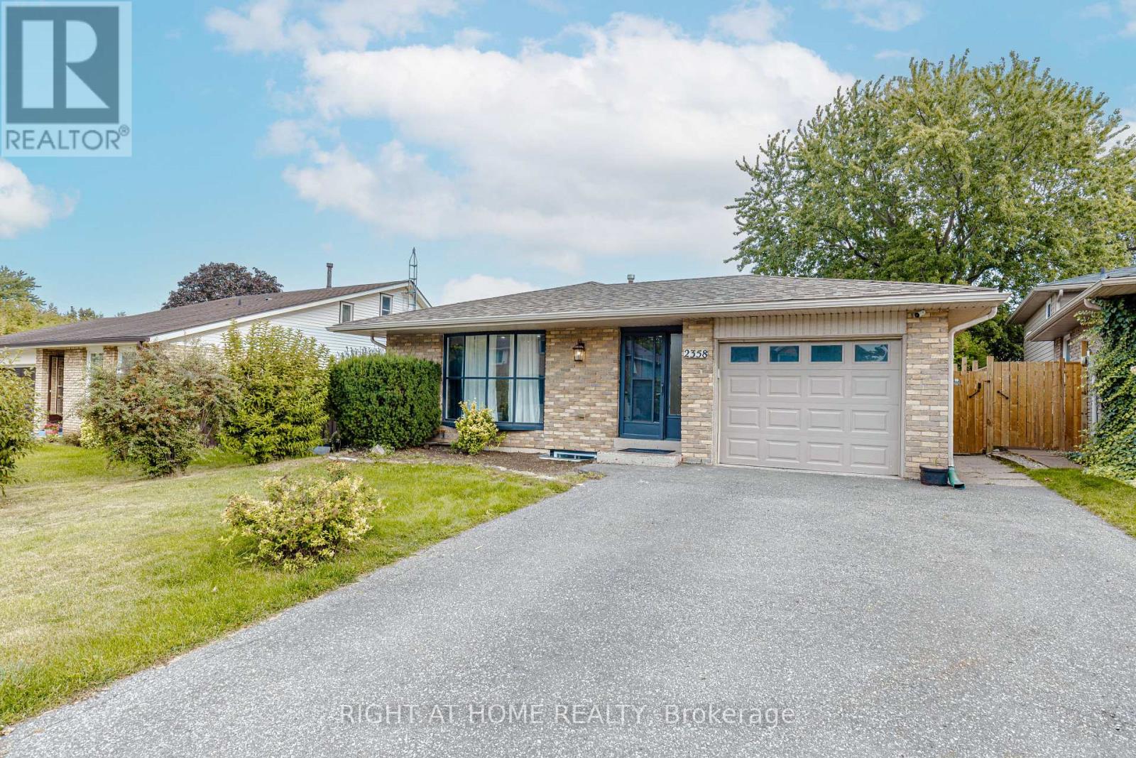 2358 ARNOLD CRESCENT - 2