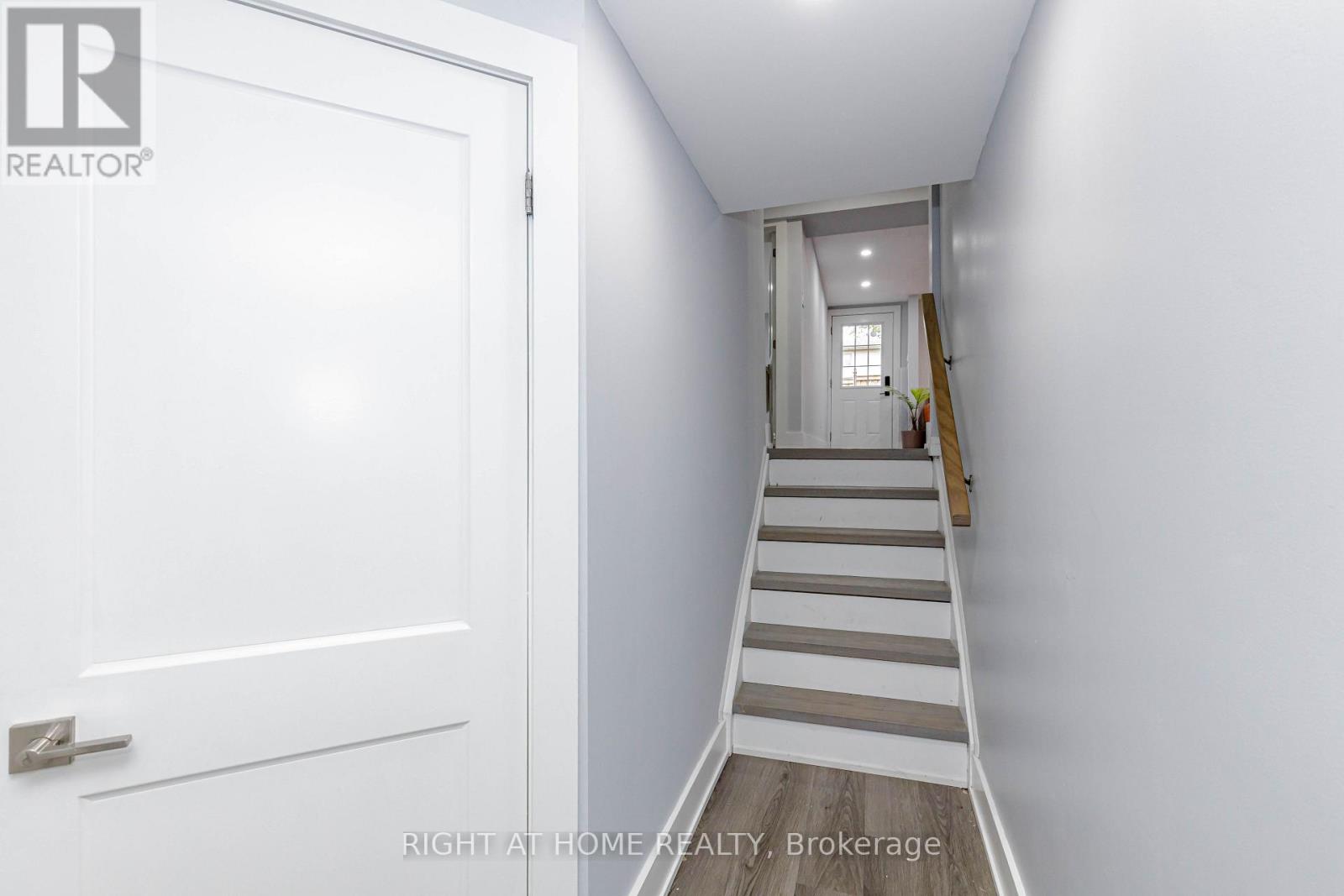 2358 Arnold Crescent, Burlington, ON photo 39