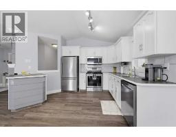 3pc Bathroom - 35 Heenan Crescent, Sylvan Lake, AB T4S1Z8 Photo 12