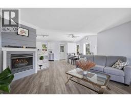 Family room - 35 Heenan Crescent, Sylvan Lake, AB T4S1Z8 Photo 9