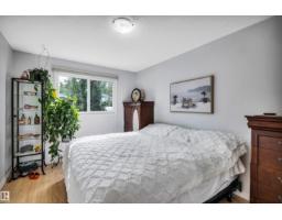 10282 87 St Nw, Edmonton, AB T5H1N6 Photo 15