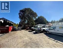589 Ledsham Rd, Colwood, BC V9C1J9 Photo 10