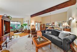46 Folkestone Boulevard, Winnipeg, MB R3P0S3 Photo 14
