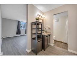 #101 18204 93 Av Nw, Edmonton, AB T5T2V2 Photo 17