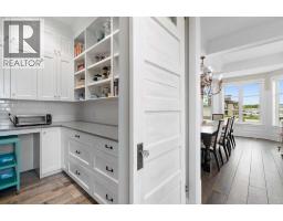 5pc Bathroom - 10201 67 Avenue, Grande Prairie, AB T8W0K7 Photo 11