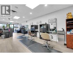 222 16 Avenue Ne, Calgary, AB T2E1J8 Photo 16