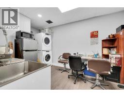 222 16 Avenue Ne, Calgary, AB T2E1J8 Photo 22
