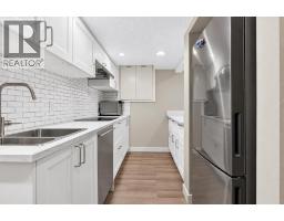 2888 Signal Hill Drive Sw, Calgary, AB T3H2V1 Photo 35
