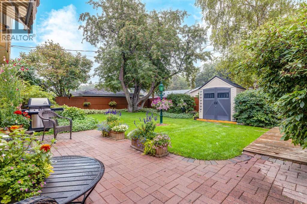 29 ARMSTRONG Crescent SE - photo 3