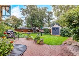 29 ARMSTRONG Crescent SE - photo 3