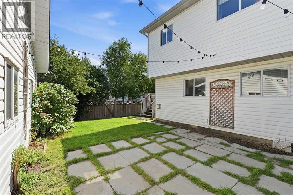 271 Erin Meadow Close SE - photo 19