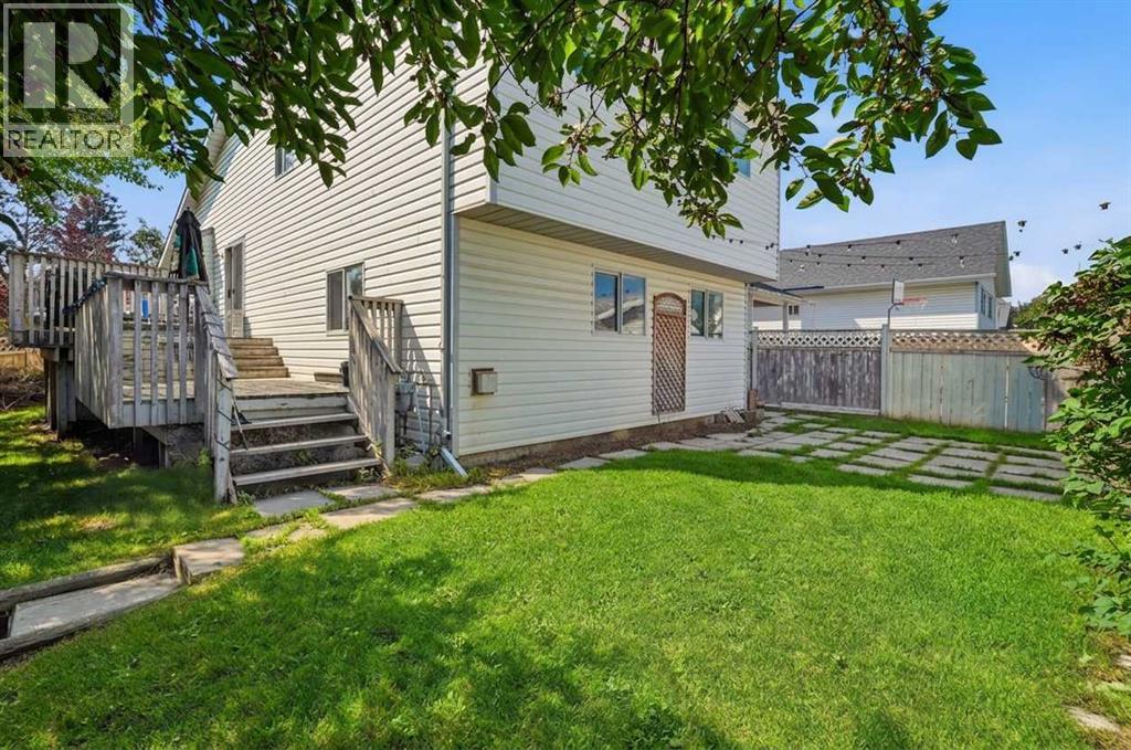 271 Erin Meadow Close SE - photo 20