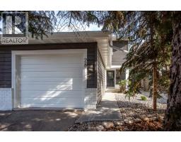 28 Midpark Gardens SE - photo 3