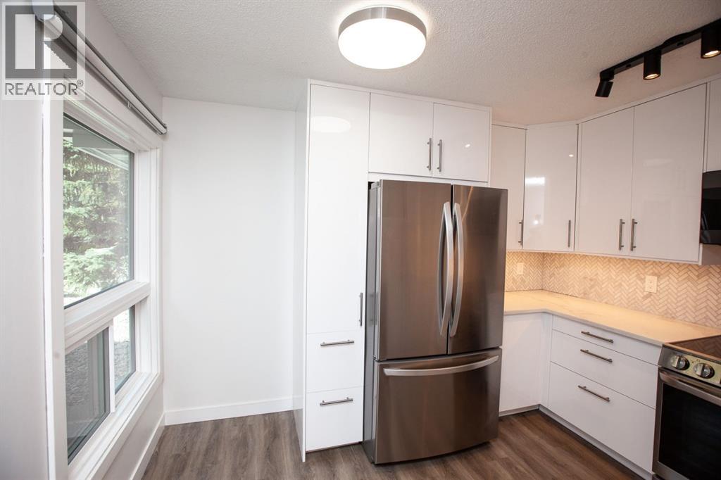 28 Midpark Gardens SE - photo 9