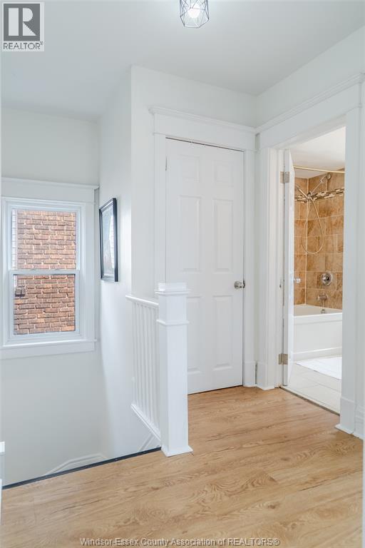 1556 Hall AVENUE - 21