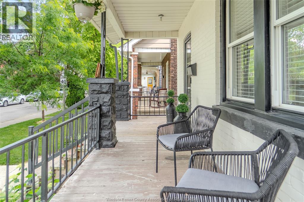 1556 Hall AVENUE - 5