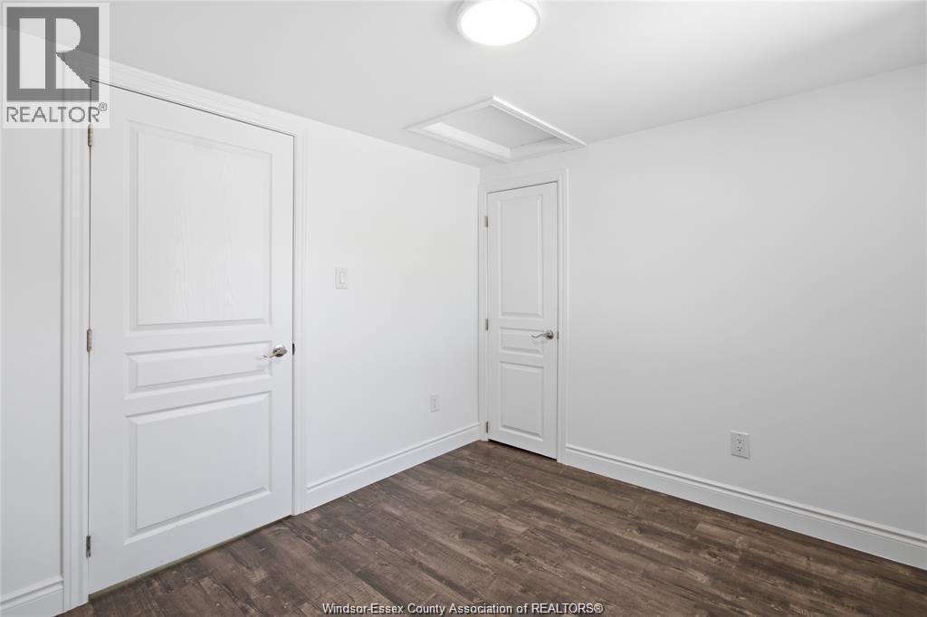 1597 PELISSIER STREET - 26