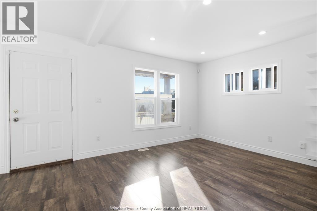 1597 PELISSIER STREET - 7
