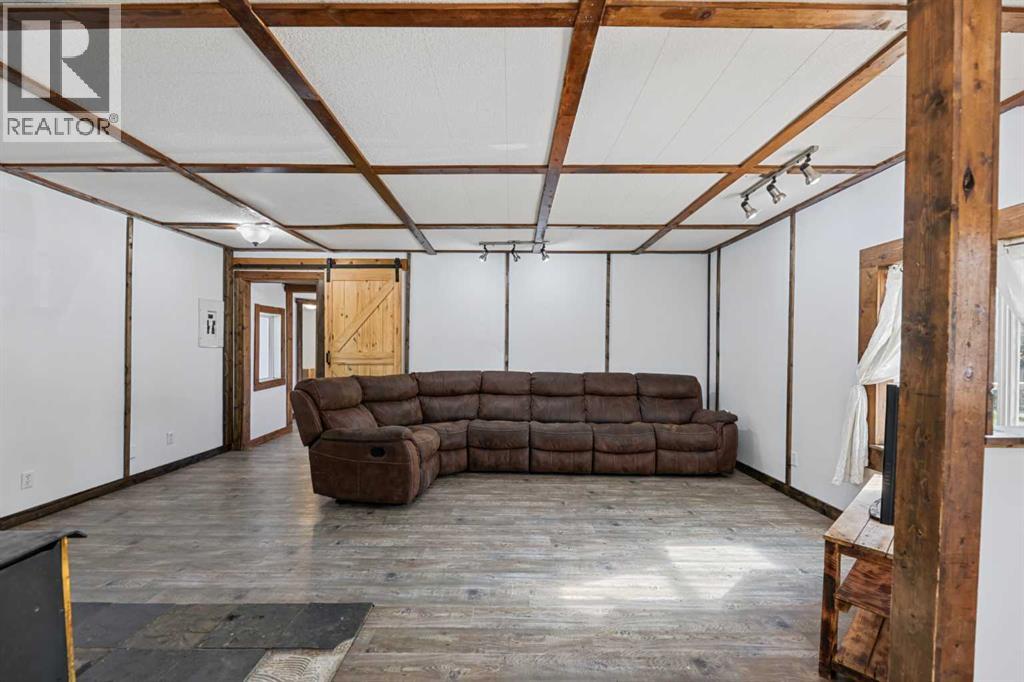 Listing photo – 373047 Range Road 5-4, Rural Clearwater County