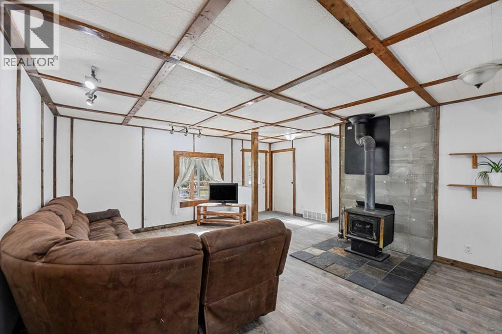 Listing photo – 373047 Range Road 5-4, Rural Clearwater County