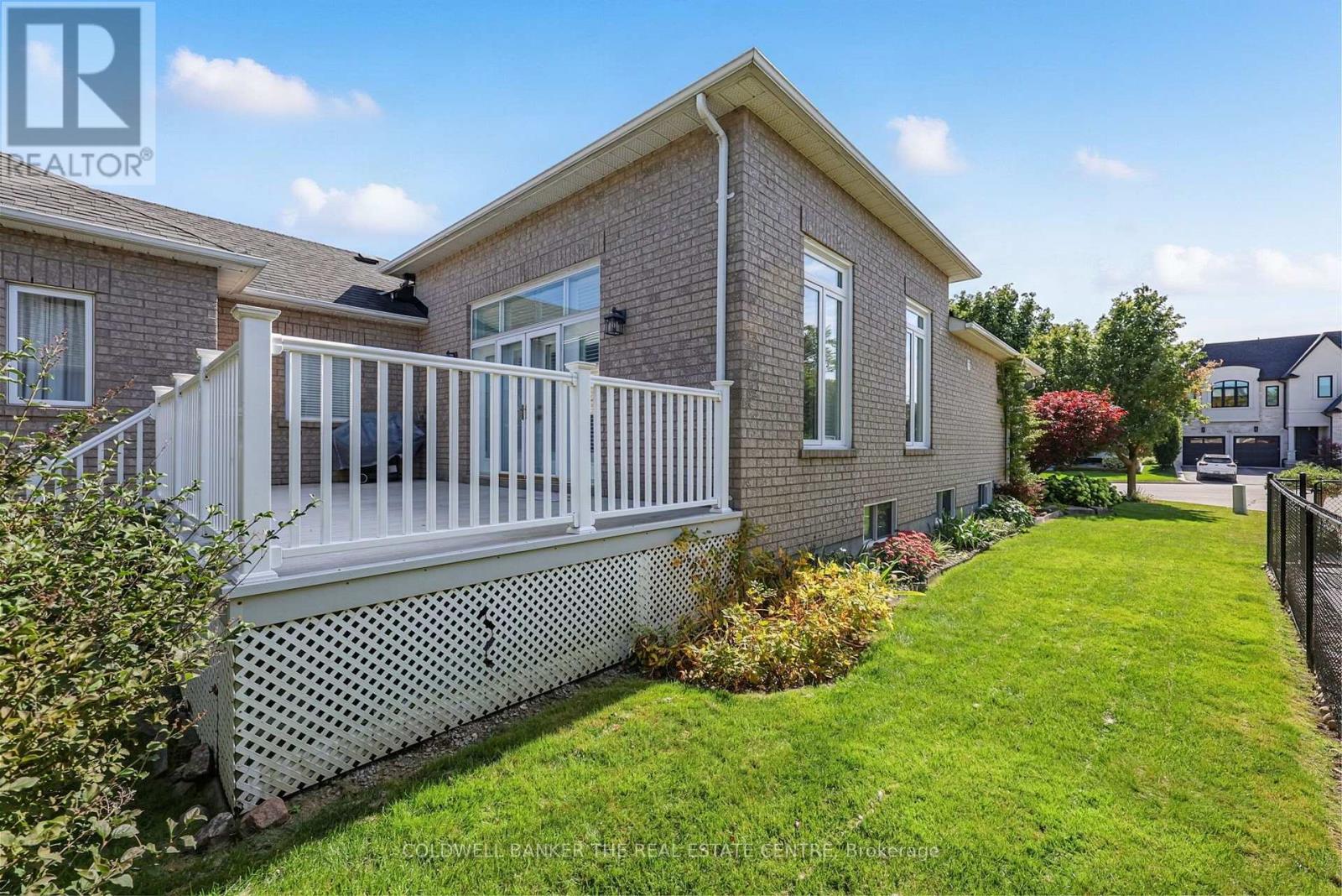 128 CARMELA AVENUE - Image 28