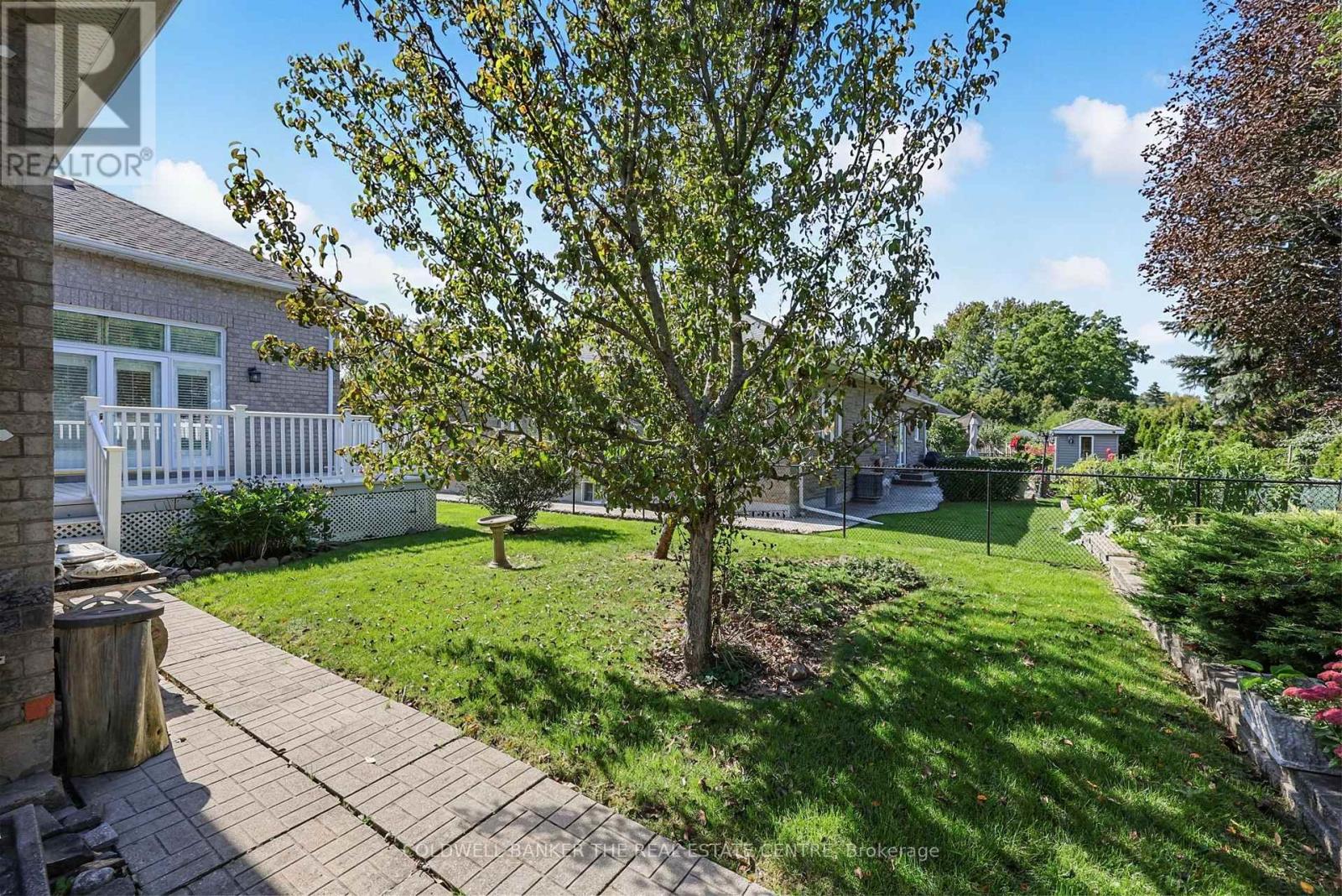 128 CARMELA AVENUE - Image 29
