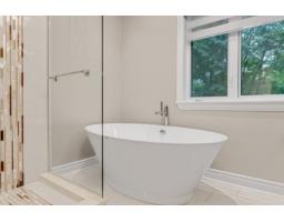 571 Ch. Mcconnell, Gatineau, QC J9J1G5 Photo 45
