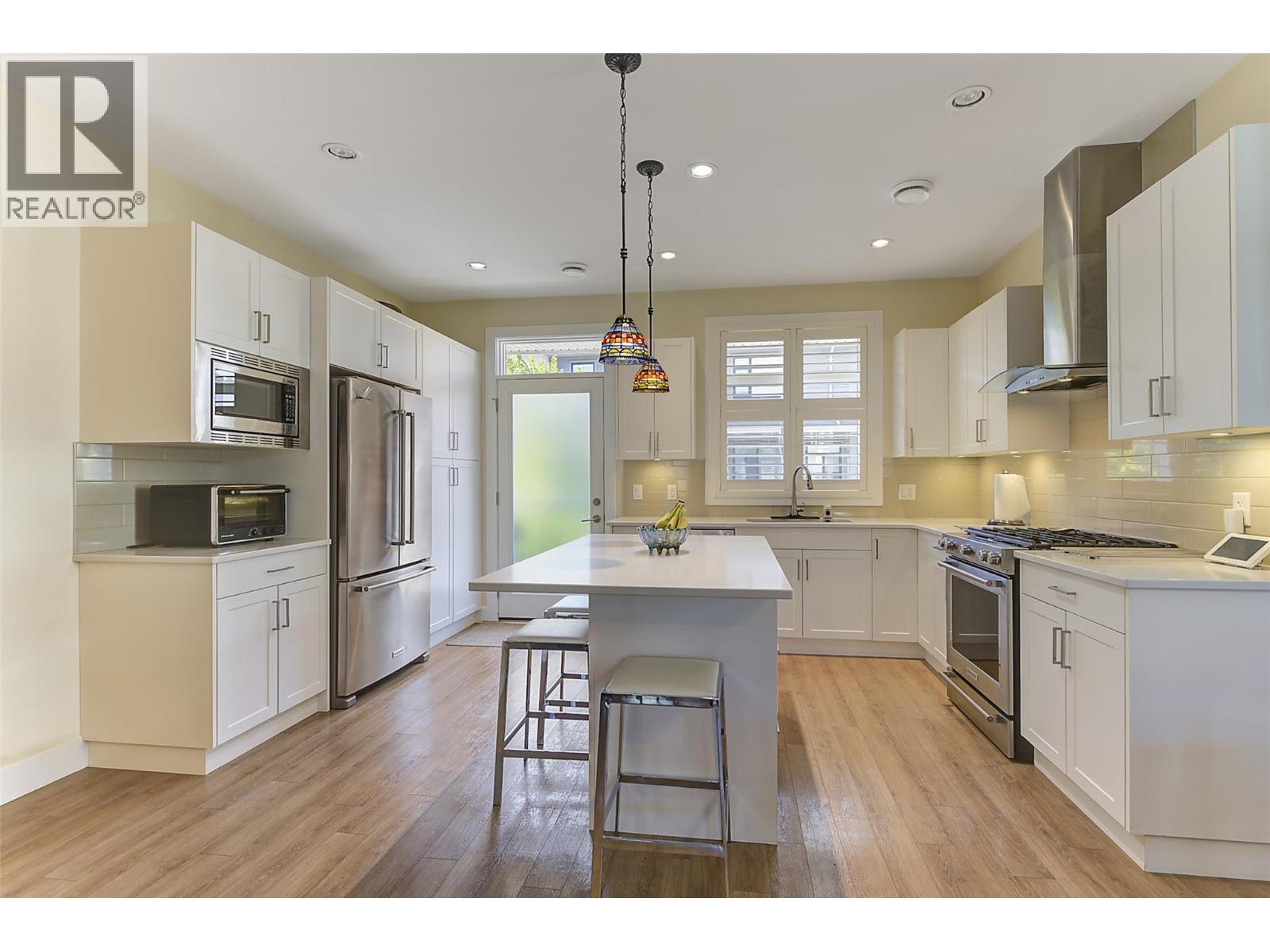 #25 1102 Cameron Avenue - 9