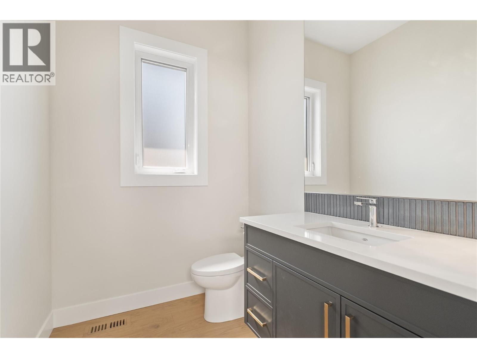 258 Summer Wood Drive, Kelowna