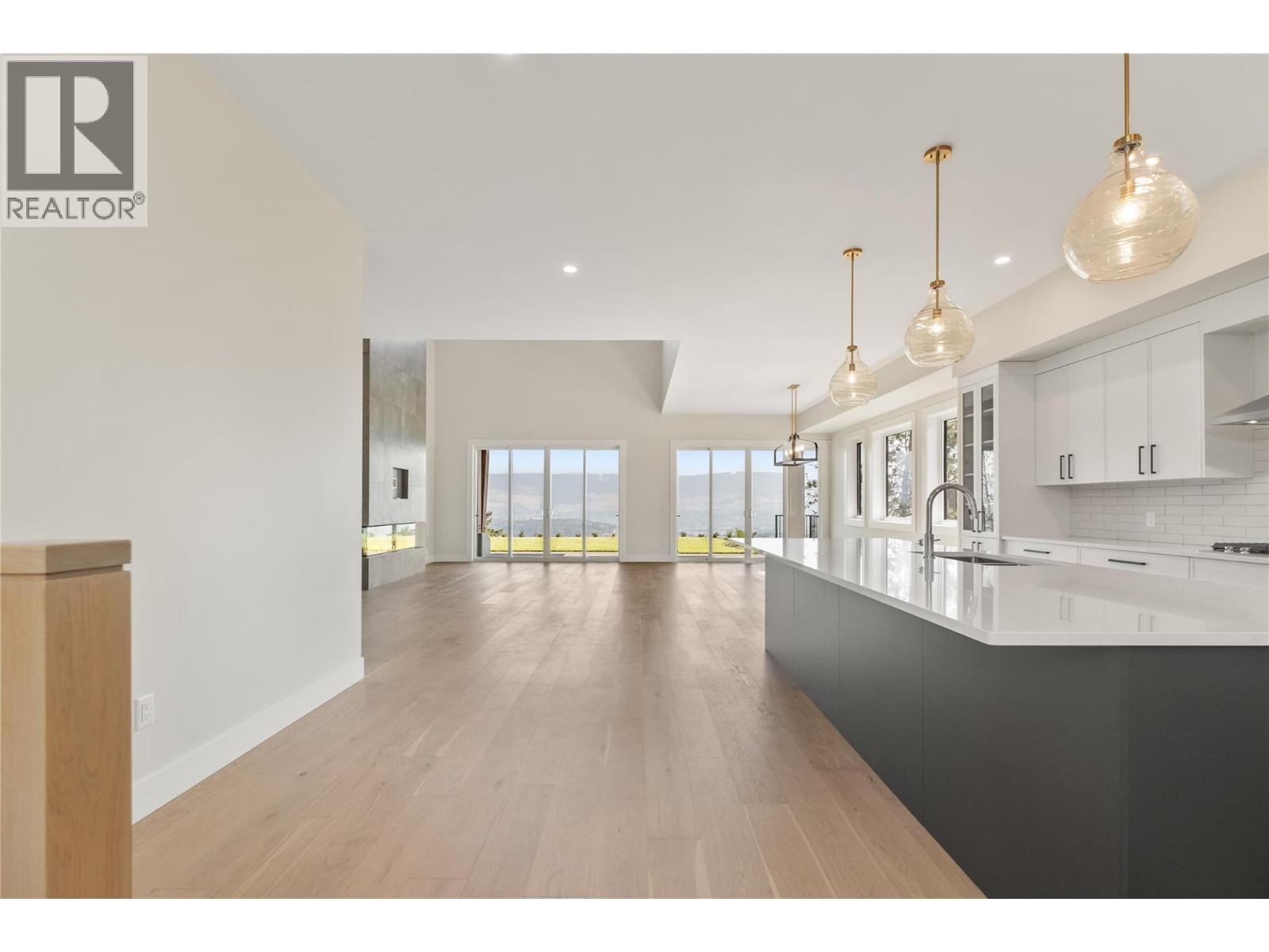 258 Summer Wood Drive, Kelowna