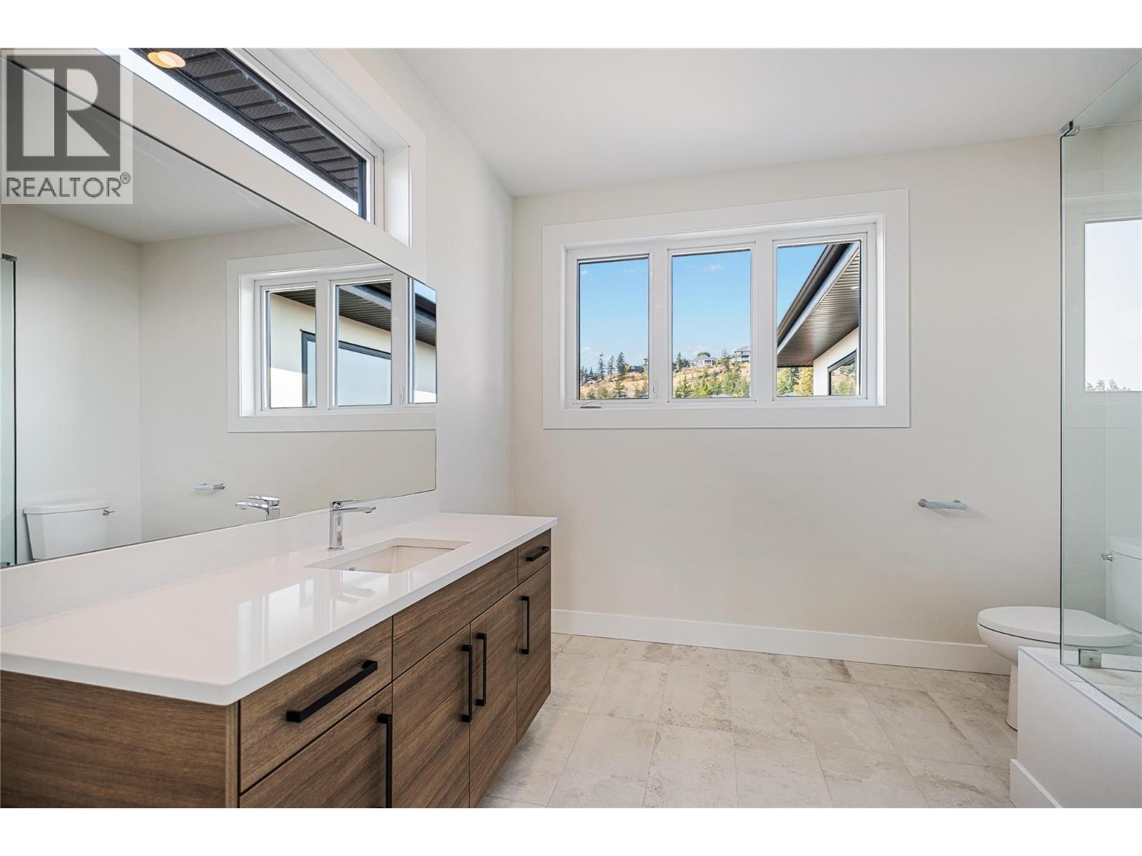 258 Summer Wood Drive, Kelowna