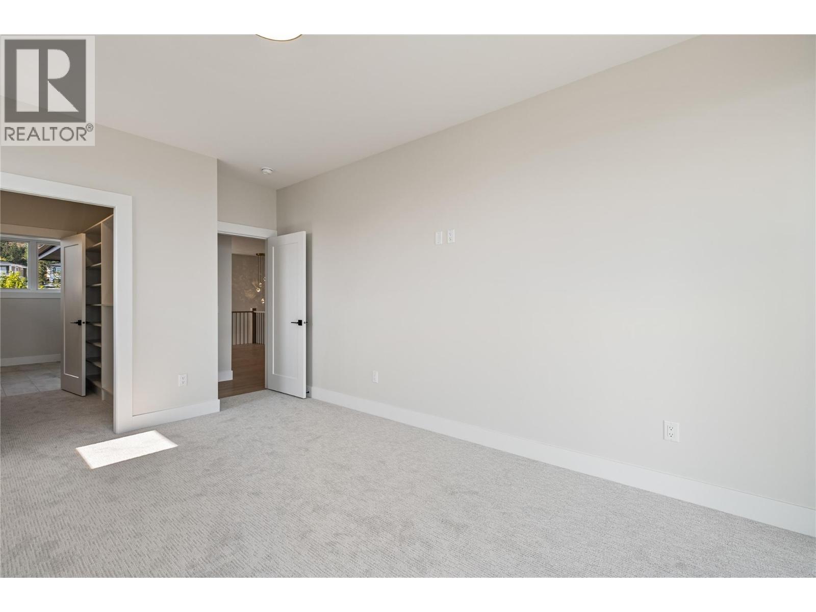 258 Summer Wood Drive, Kelowna