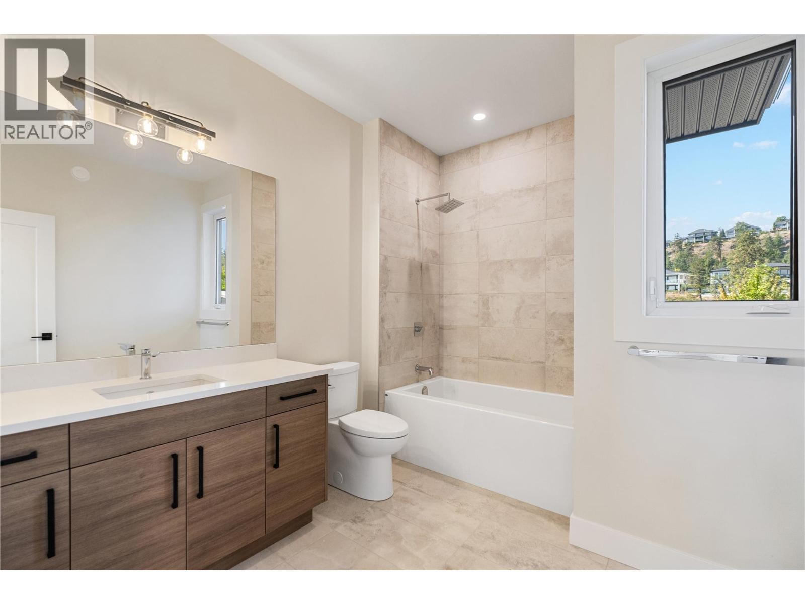258 Summer Wood Drive, Kelowna