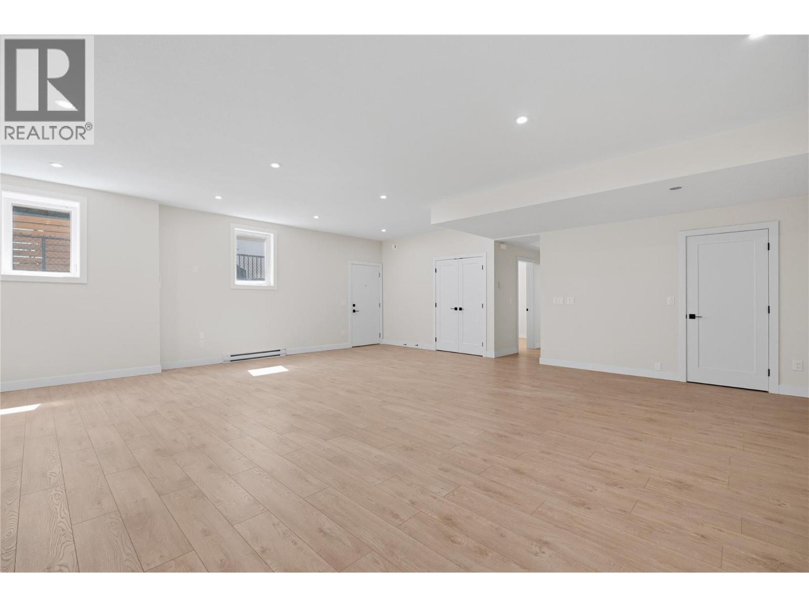 258 Summer Wood Drive, Kelowna